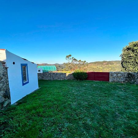 Casas Da Tia Alice - Casas De Campo Encantadoras Em 마프라 외부 사진